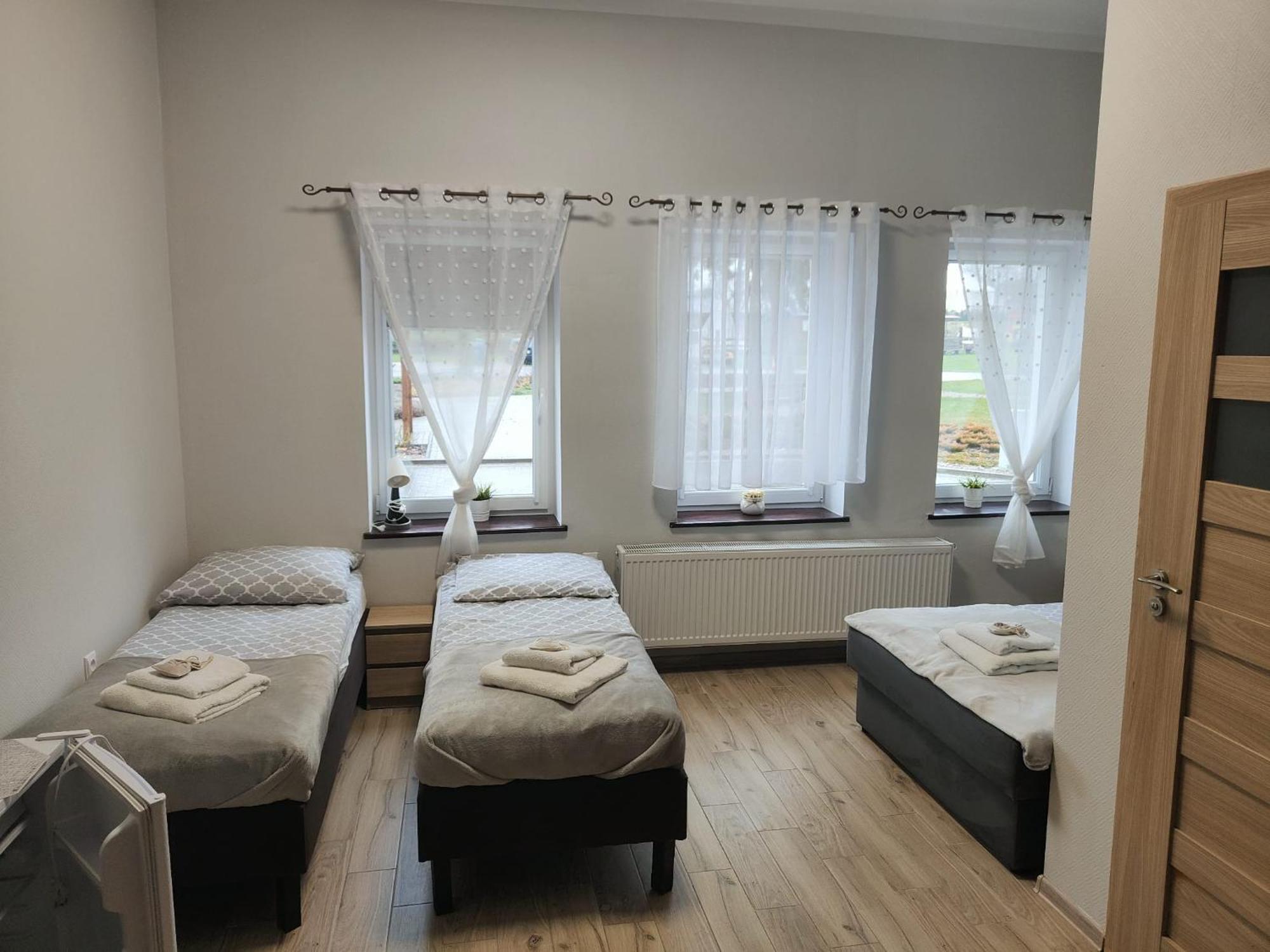 Palac Pod Bocianim Gniazdem Runowo  Екстериор снимка